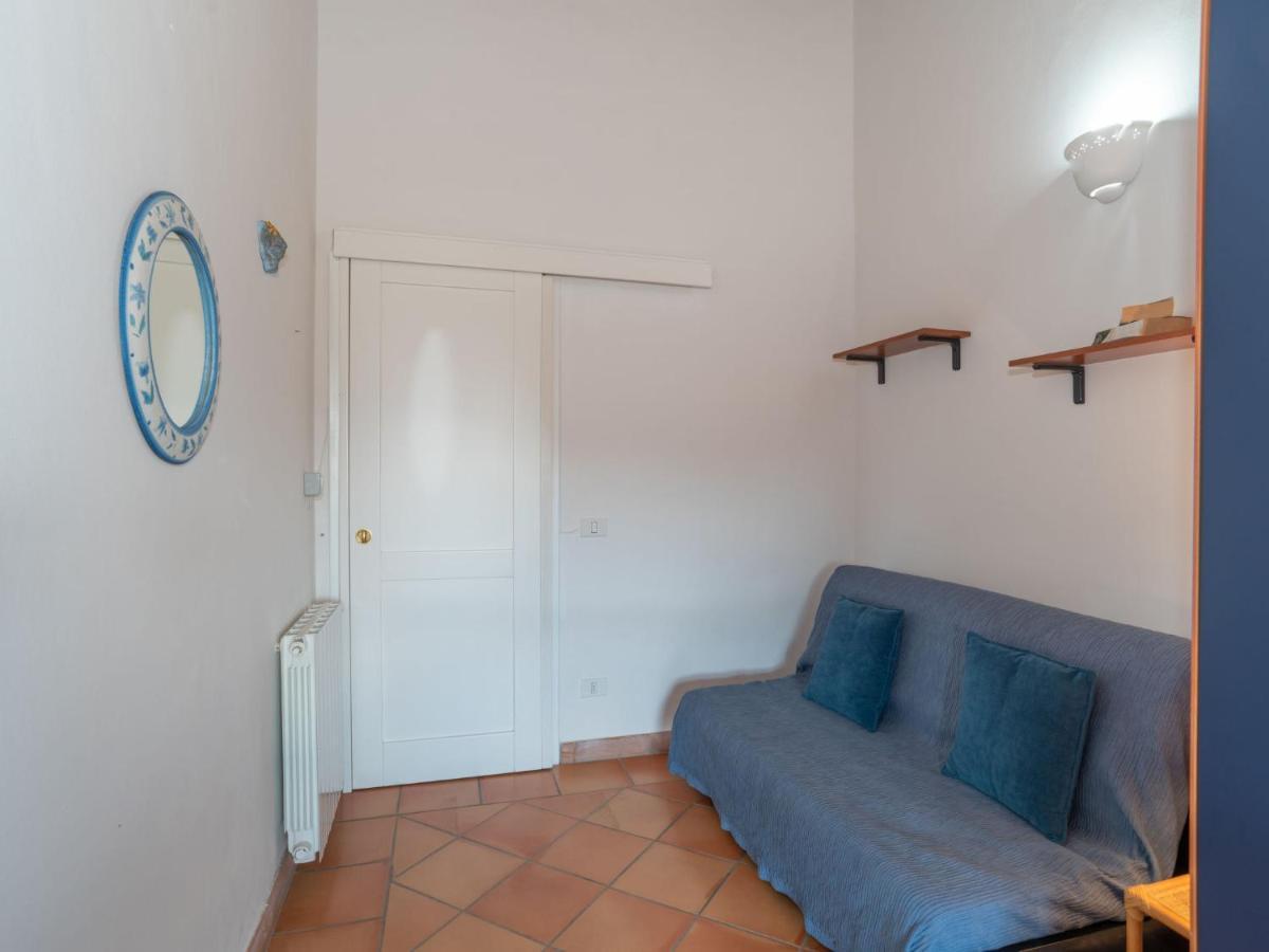 Apartment Giuly By Interhome Гольфо-Аранчи Экстерьер фото